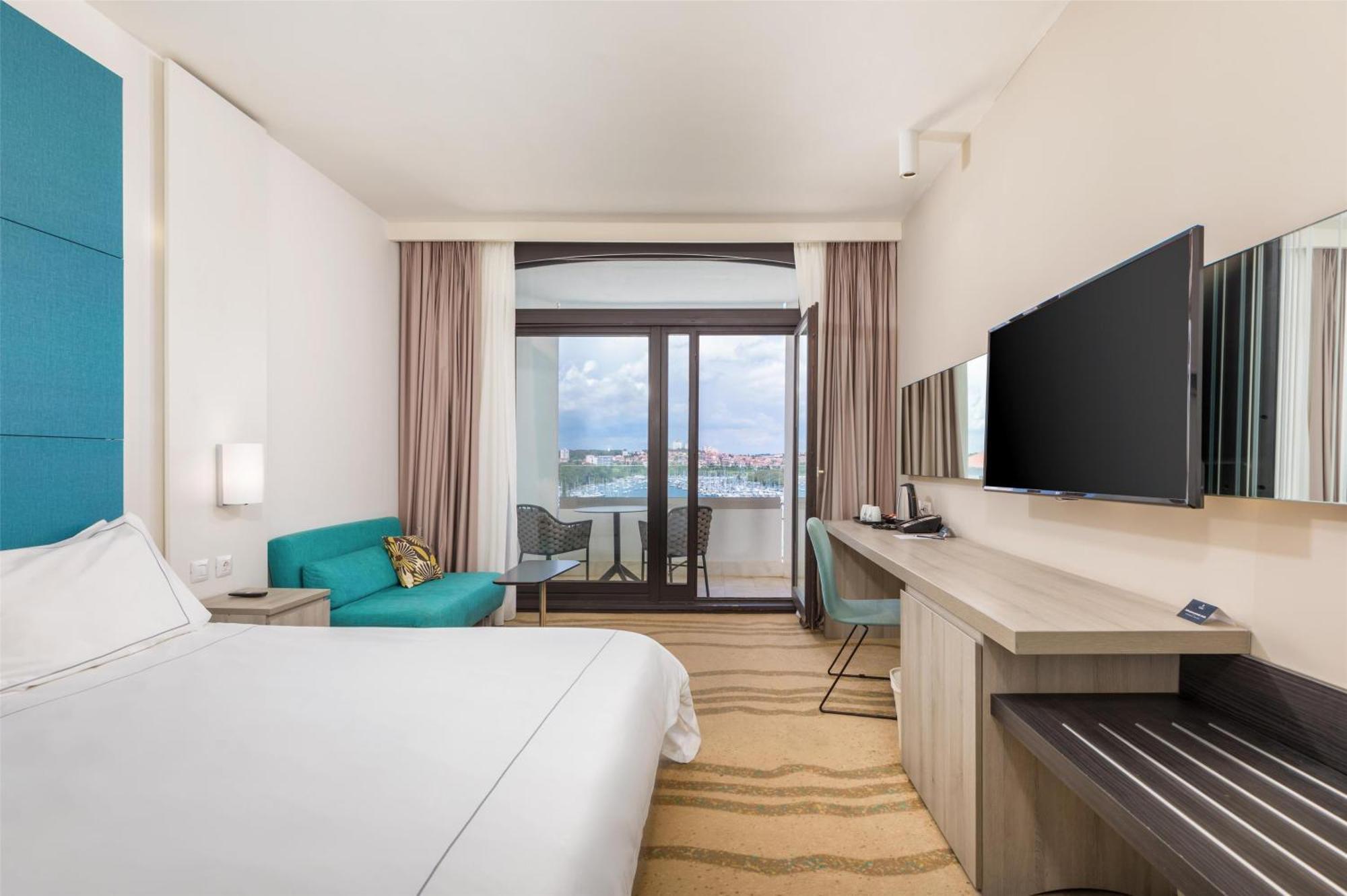 Superior Double or Twin Room Marina View